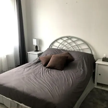 La Charmeuse A 500m De アルカション