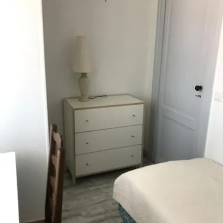 La Charmeuse A 500m De